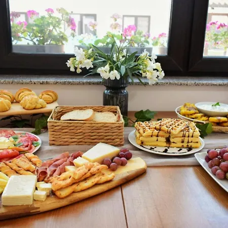 Guest house Pensiunea Pera